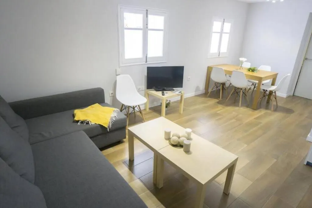 Bonito Apto. Amplio Y Luminoso Super Bien Ubicado Apartment Seville 0*,